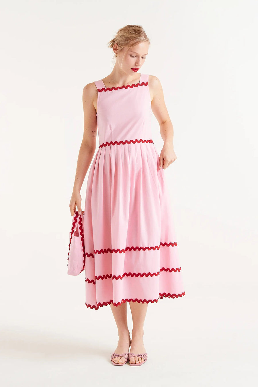 Pink picunela midi dress