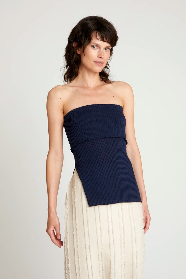 Blue strapless ribbed knit top