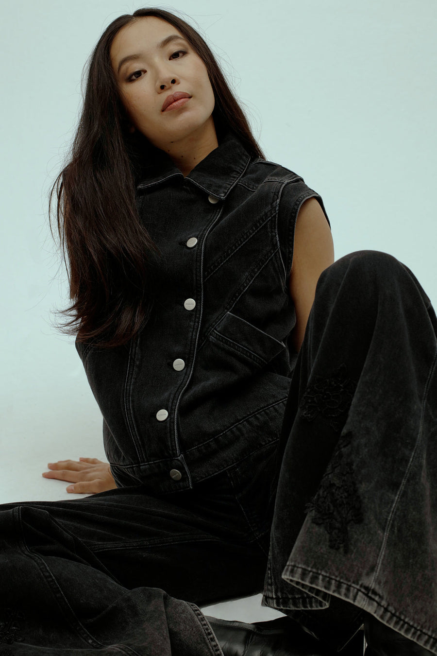 Wide Leg Jeans With Back Slit and Lace