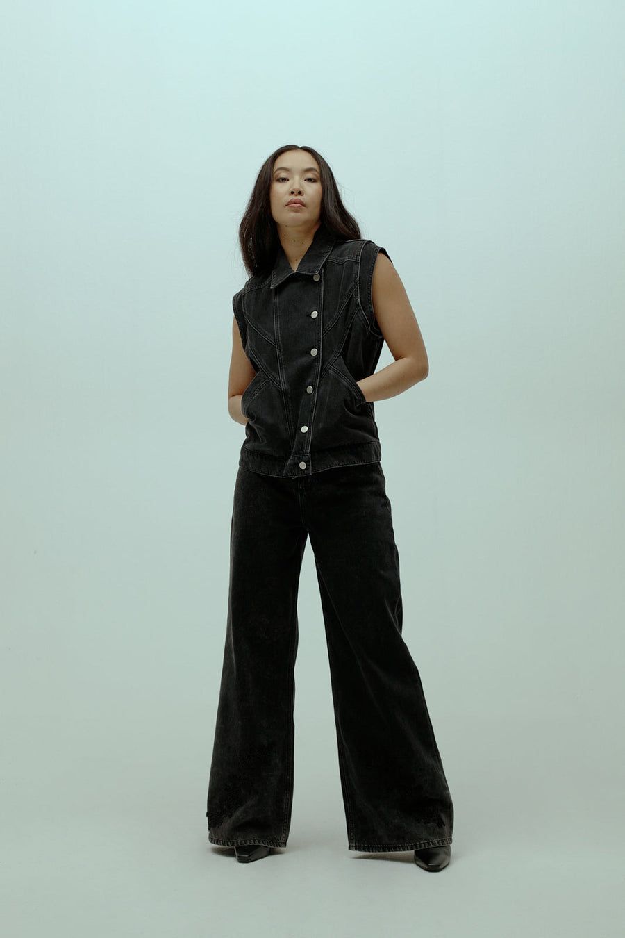 Wide Leg Jeans With Back Slit and Lace