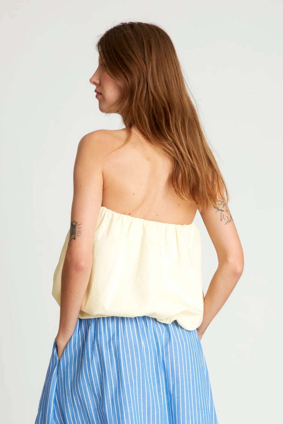 White sleeveless balloon top