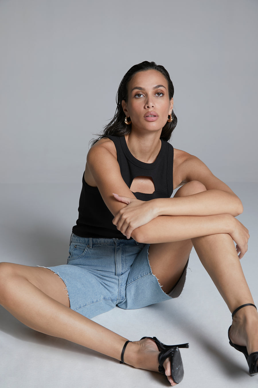 Rib Tank Top With Cut Out Black