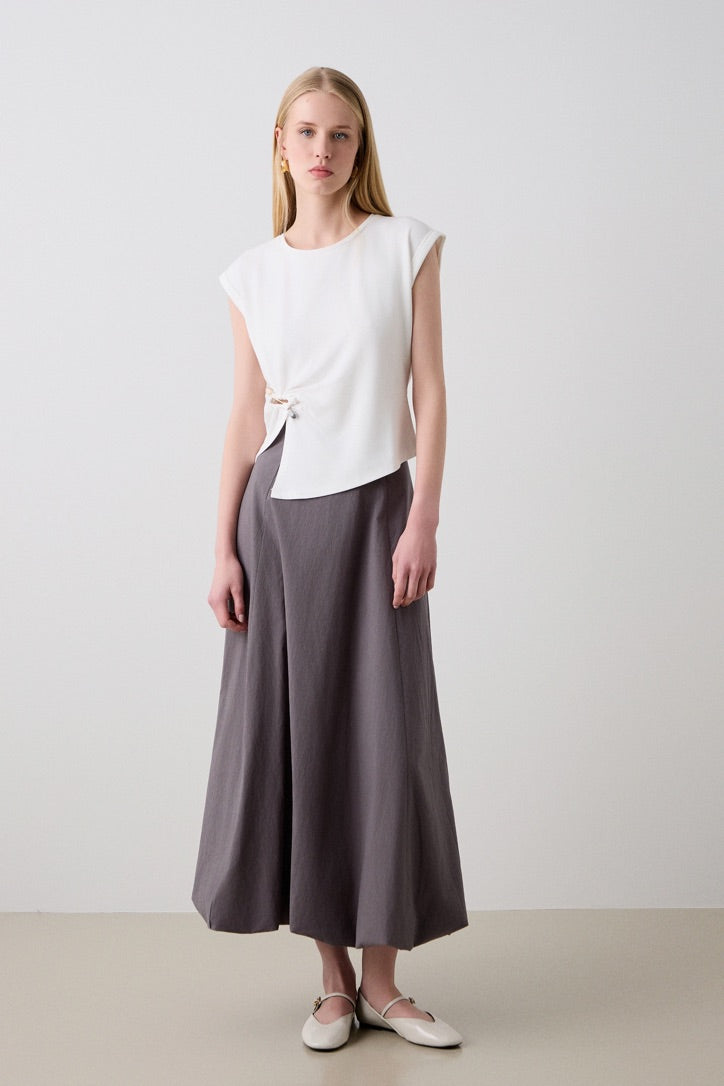 Short sleeves blouse with hoop