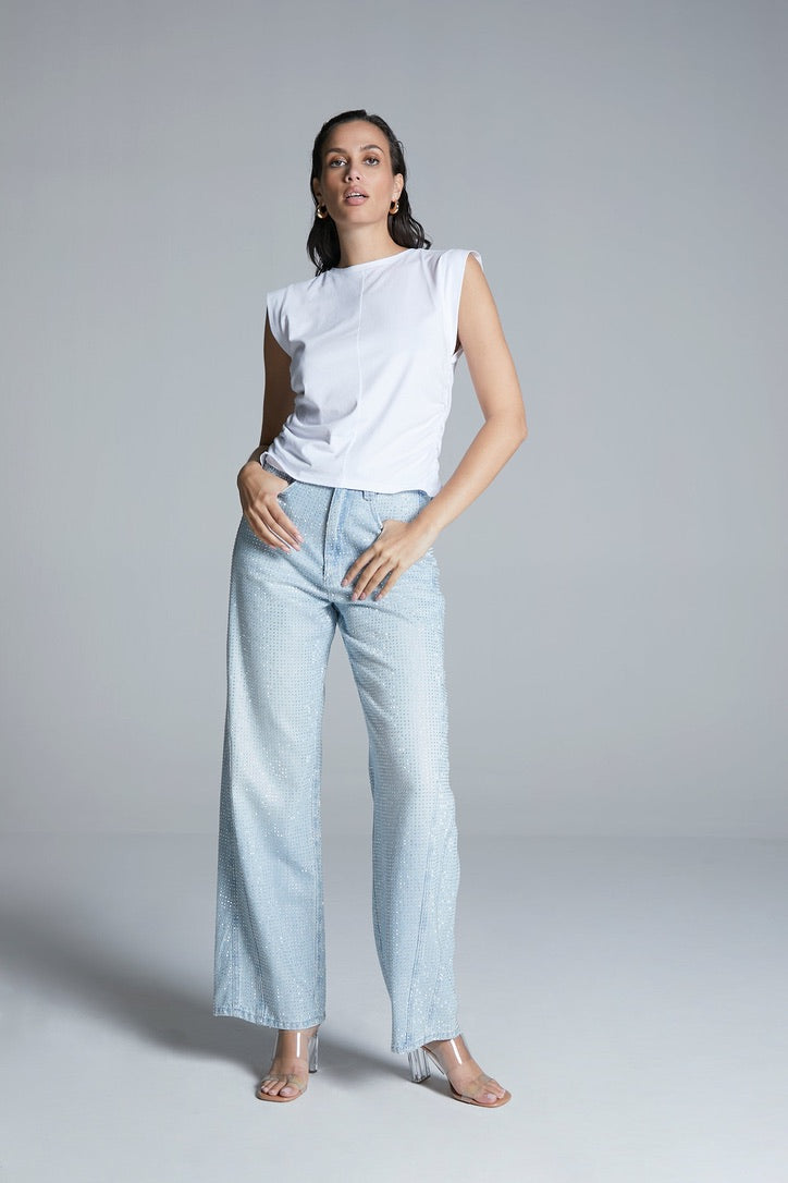 Straight Jeans With Curved Seams
