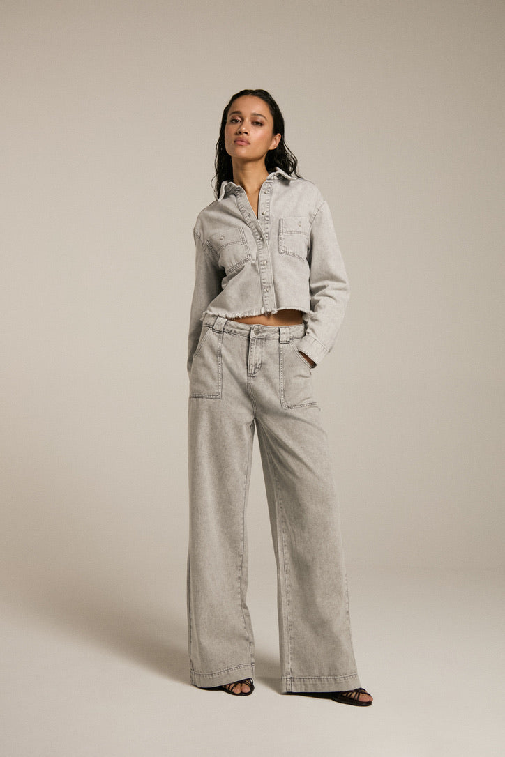 Mid Waist Palazzo Jeans With Big Pockets