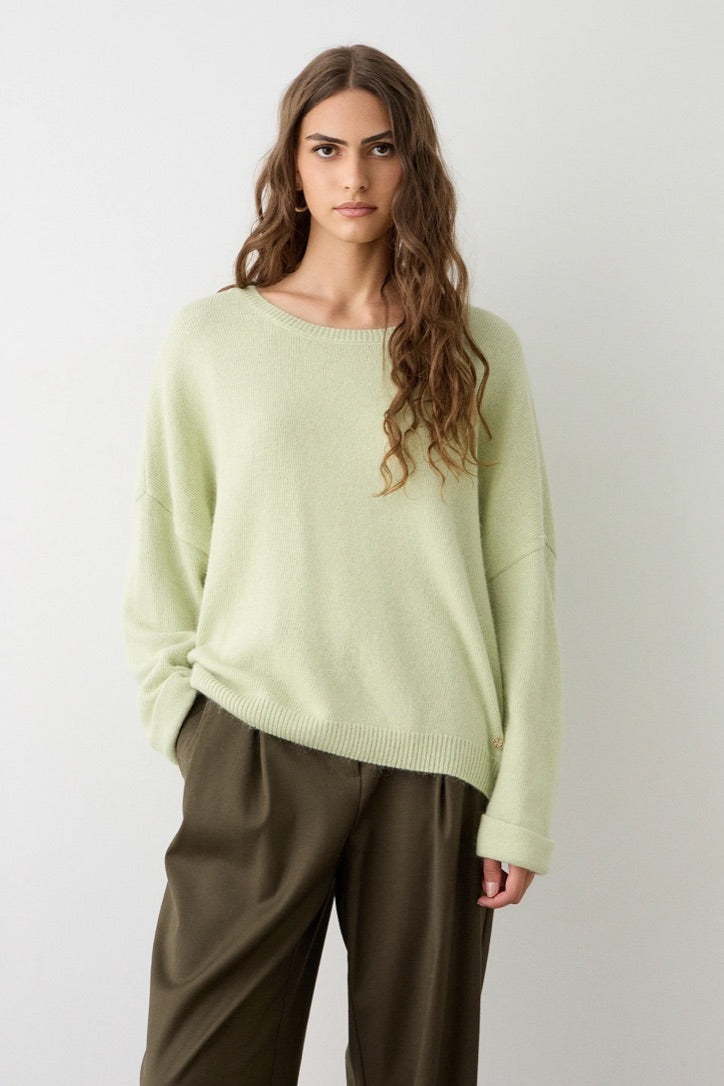 Relaxed Angora Knit - Pastel Green