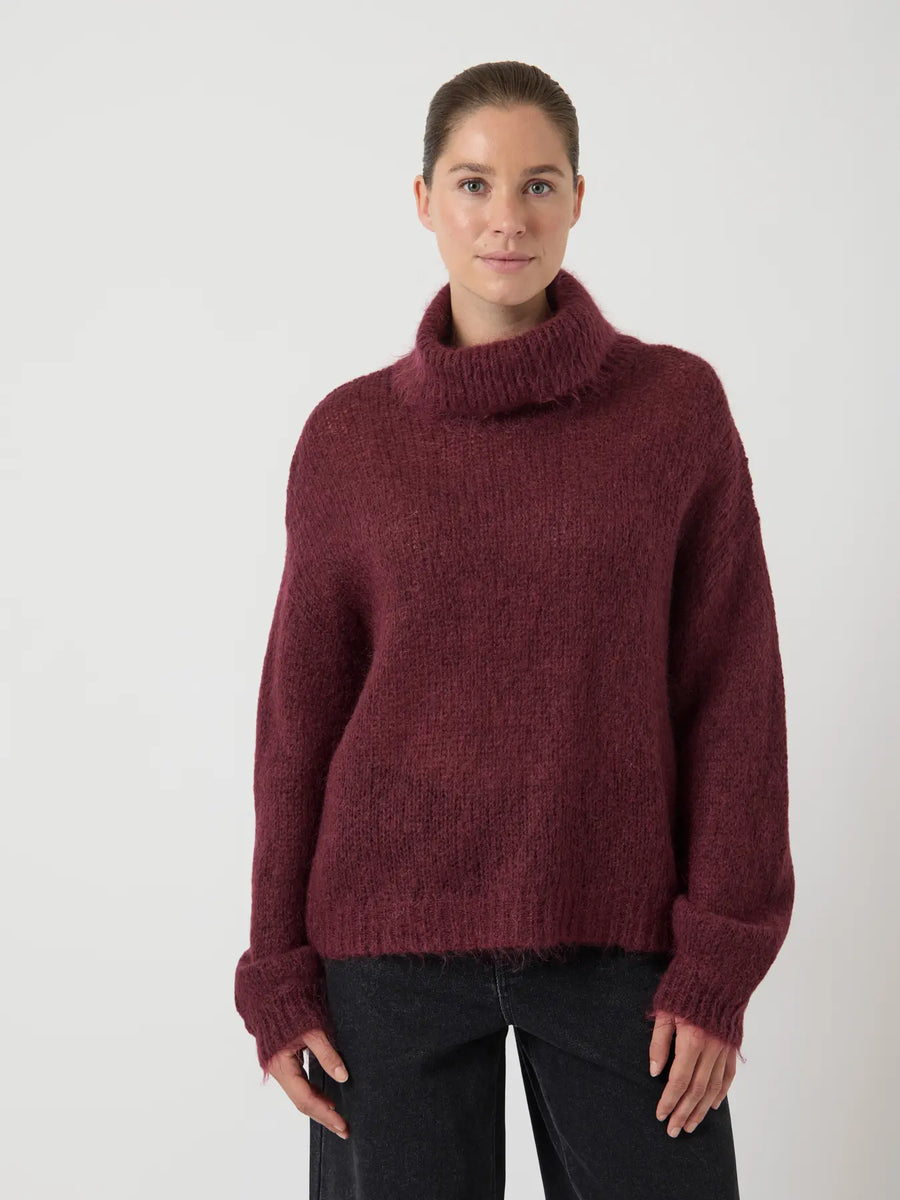 YASLambi LS Knit Pullover