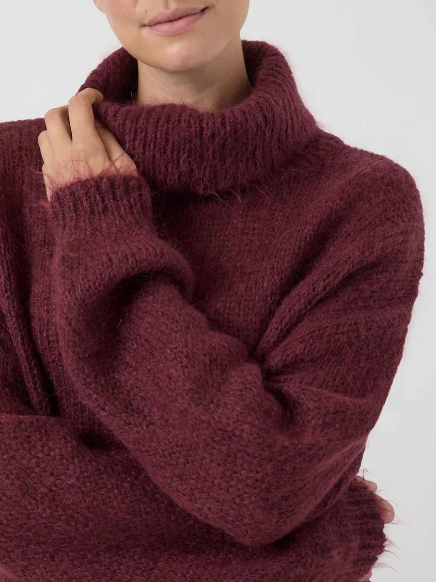 YASLambi LS Knit Pullover