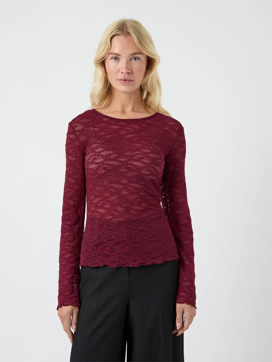 YASCara LS Lace Top Red