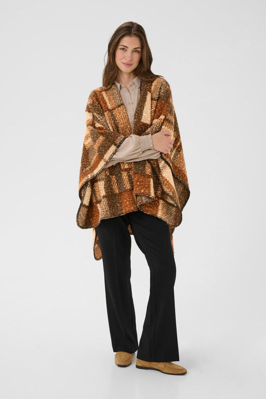 CRBlye Teddy Cape
