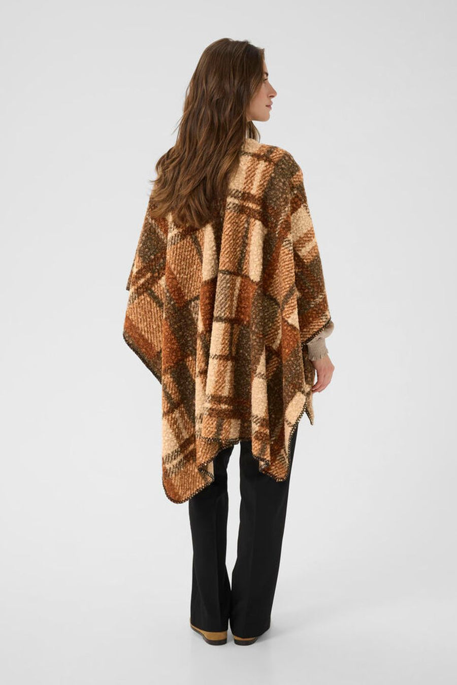 CRBlye Teddy Cape